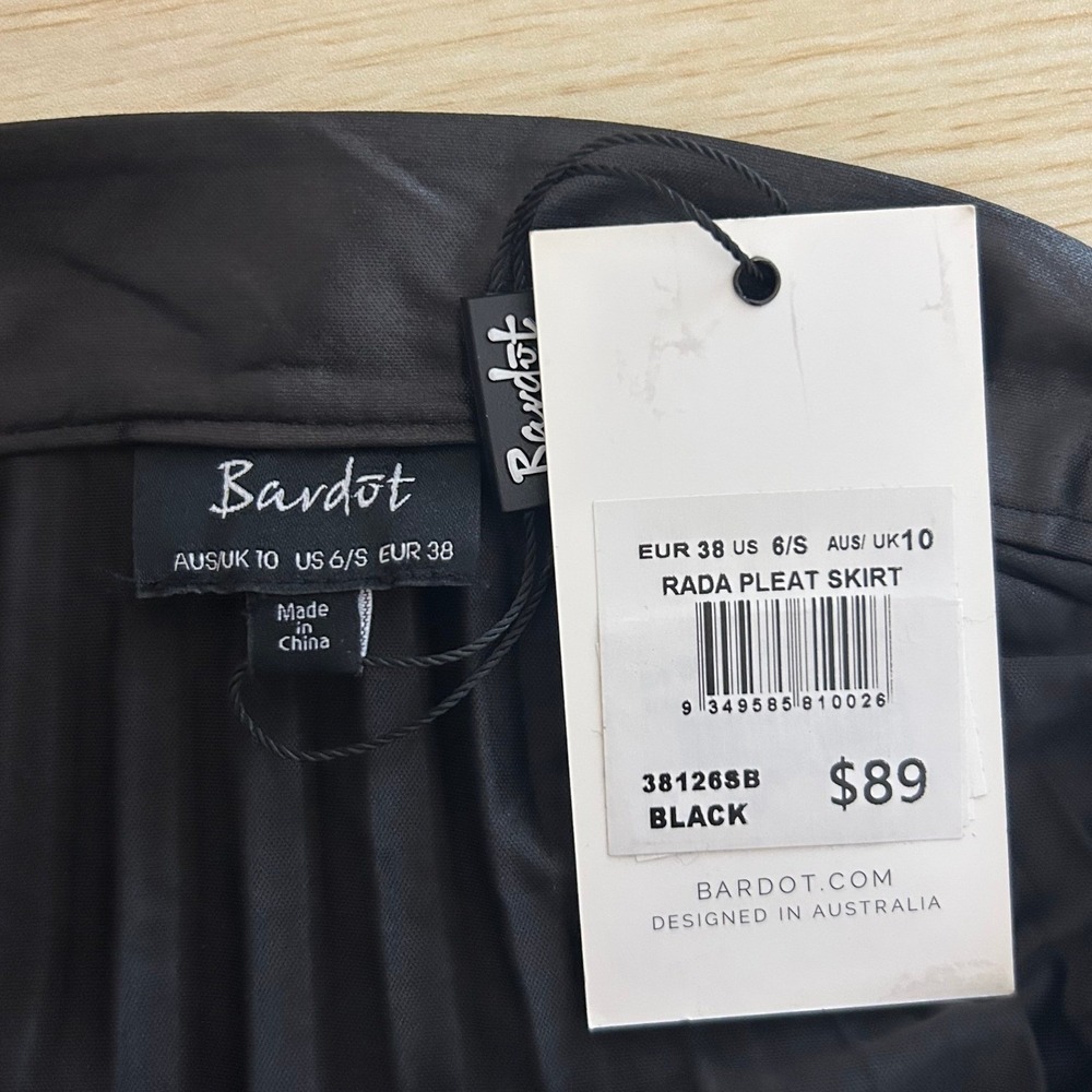 NEW Bardot Rada Pleat Skirt Black Faux Leather Midi Size 6 Retro‎ edgy statement - Picture 5 of 8